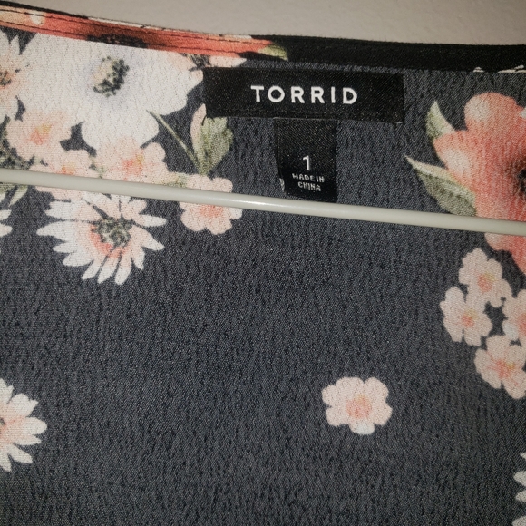 Sweater - Picture 4 of 4